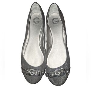 Guess Women's Silver and Gray Flats
